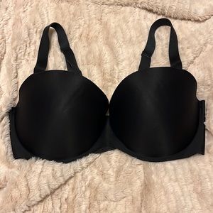 Victoria’s Secret “Body by Victoria” Bra
